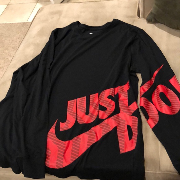 nike long sleeve athletic shirts